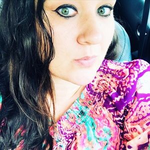 Meet your Posher, Angela